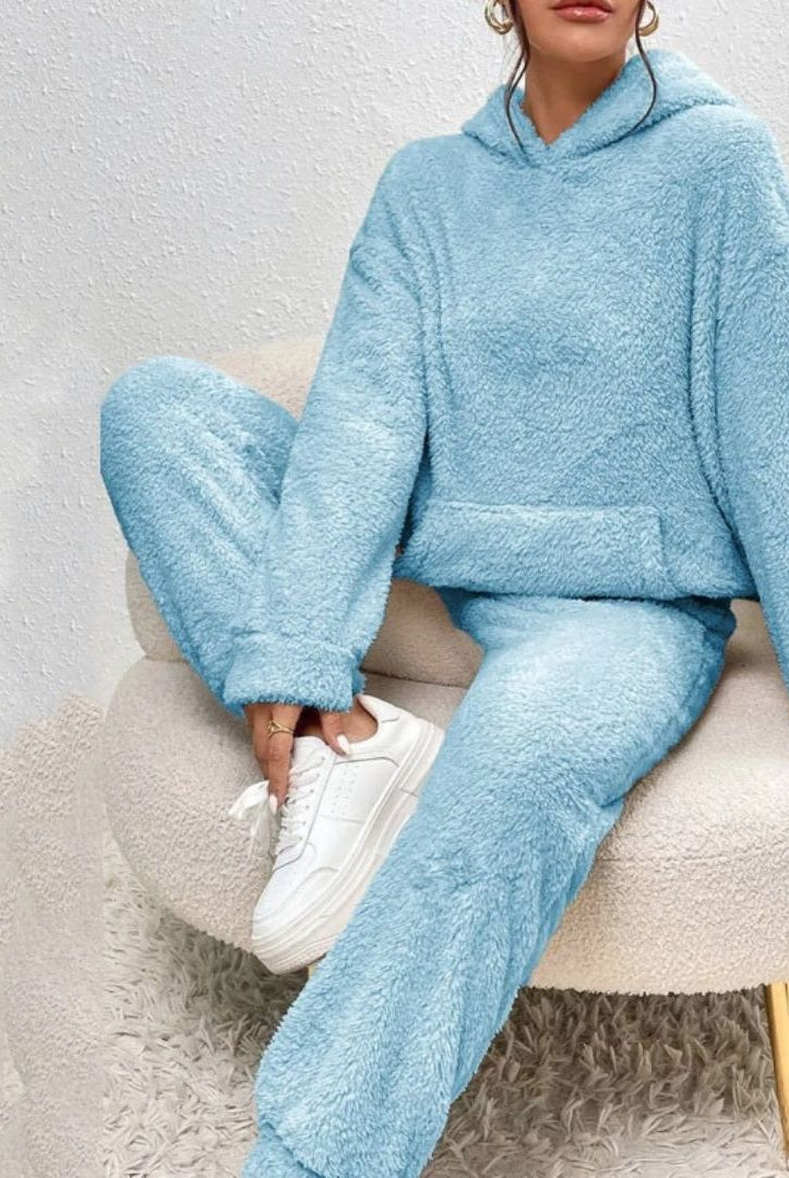 Lumina Wear Alexa cozy hooded two-piece lounge set, featuring a flattering fit and soft loungewear fabric.