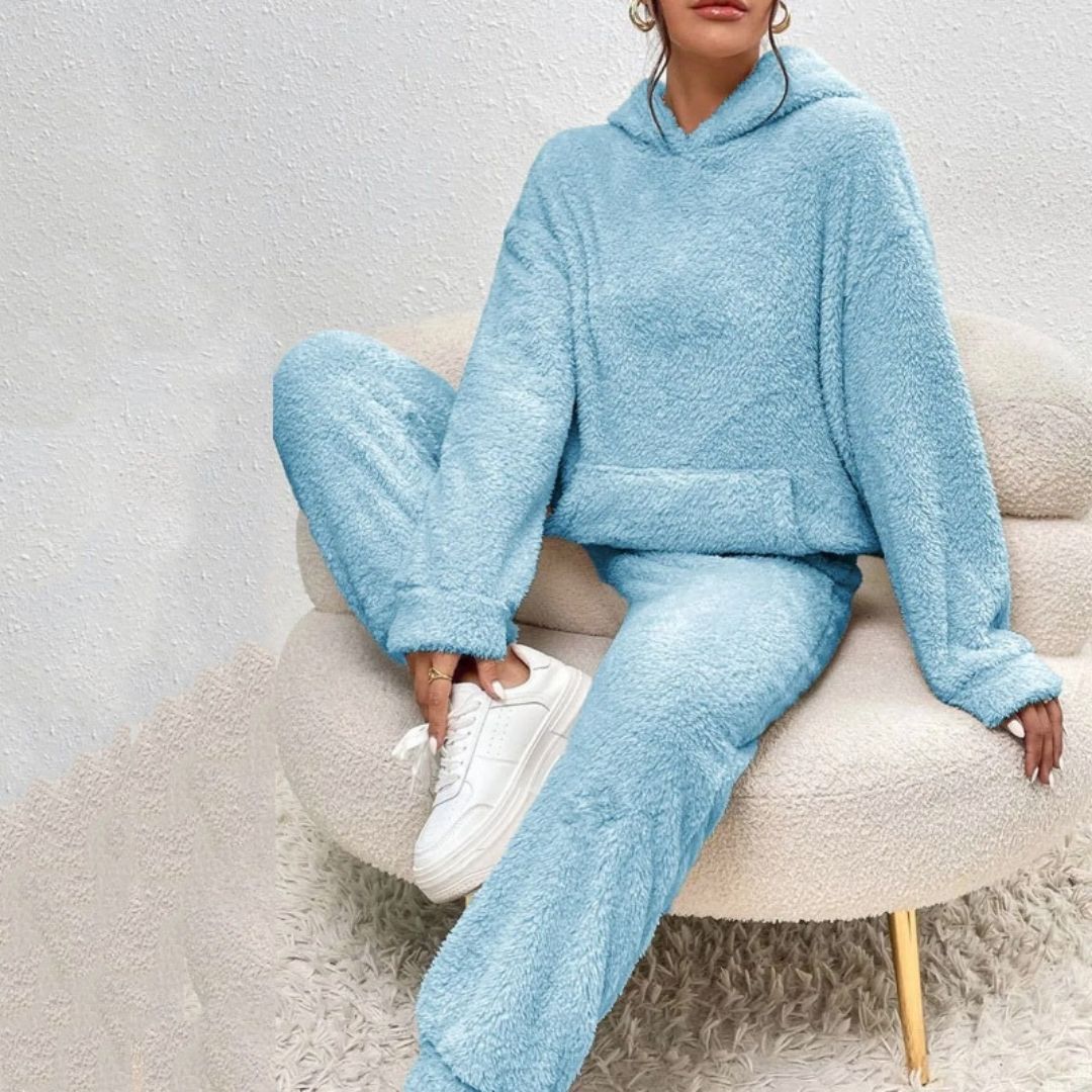 Lumina Wear Alexa cozy hooded two-piece lounge set, featuring a flattering fit and soft loungewear fabric.