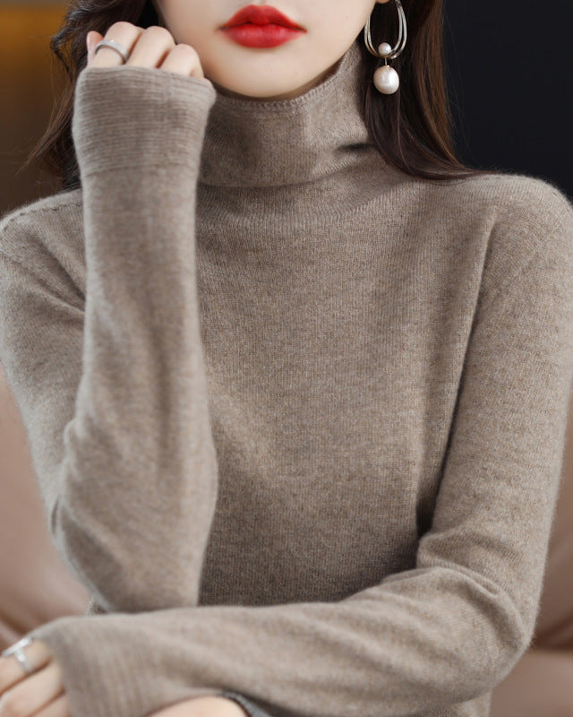 Lumina Wear Chloé glamorous wool blend turtleneck sweater with soft comfort, shown in a cozy knit with a snug fit.