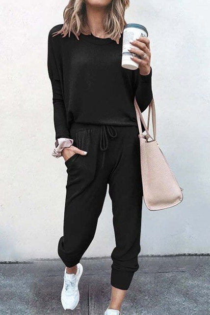 Emma cozy matching lounge set for women by Lumina Wear, featuring a long sleeve top and joggers in soft, comfortable fabric.
