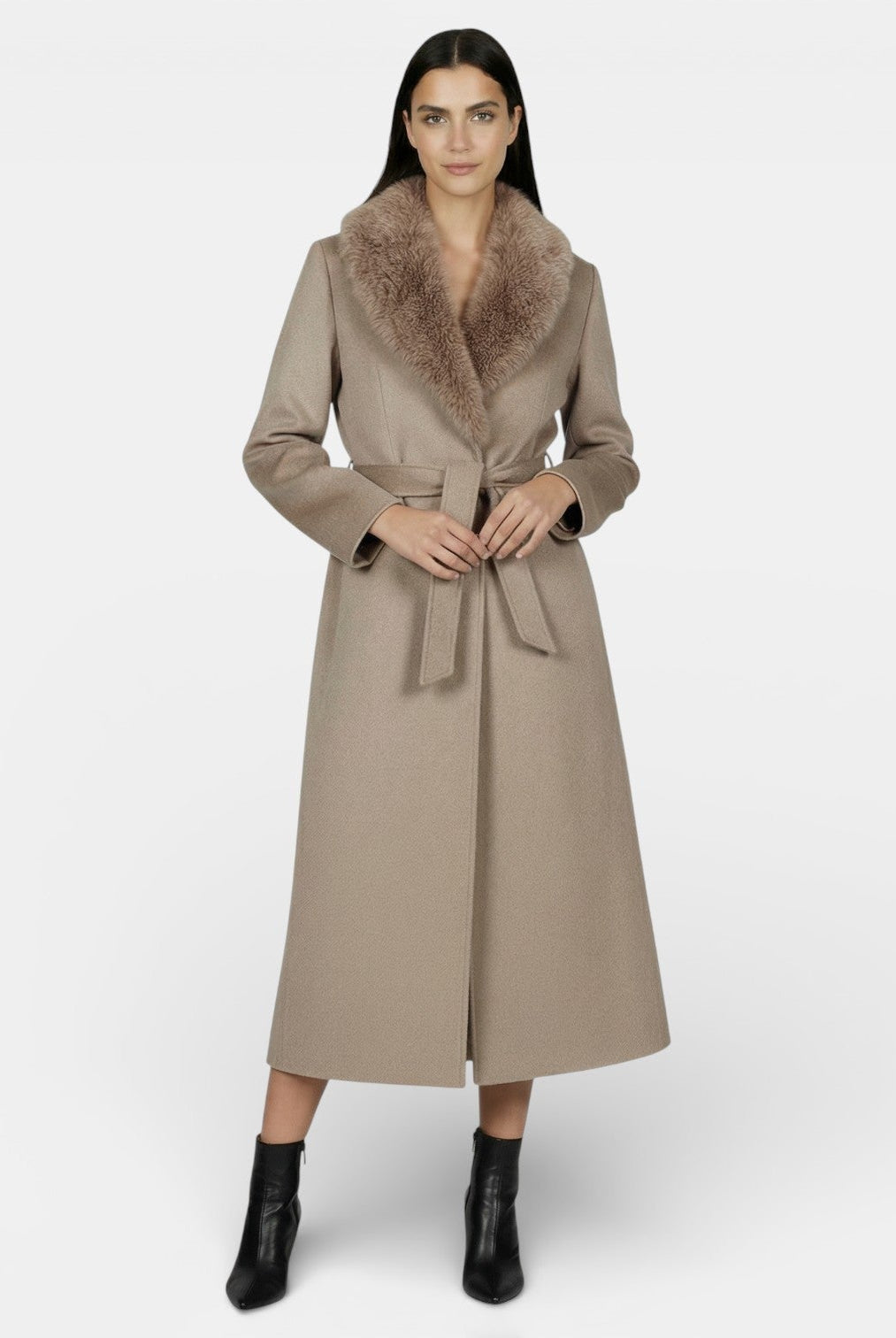 Lumina Wear Isabella long wool coat with a stylish fur collar, designed for women, shown in a close-up of the elegant outerwear.