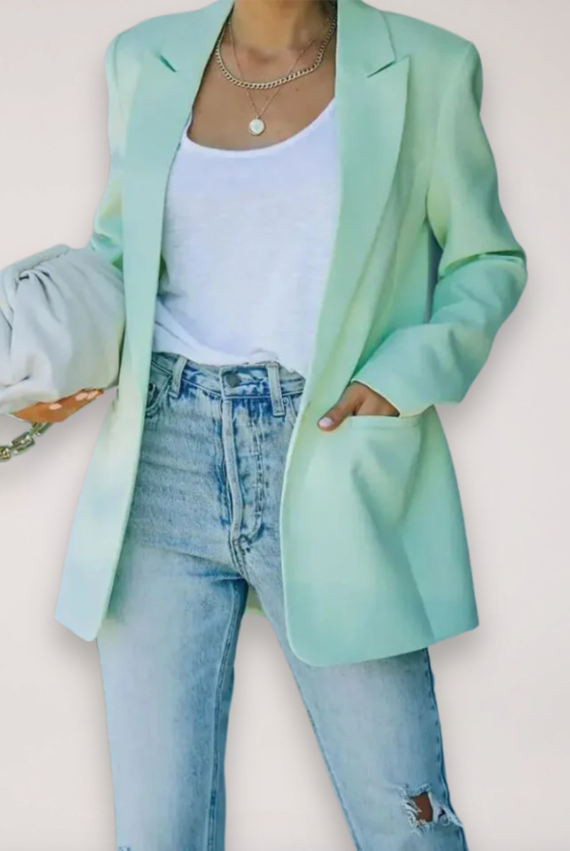 Lumina Wear Isabella oversized relaxed blazer with notched lapel, stylish and comfortable for casual or professional wear.