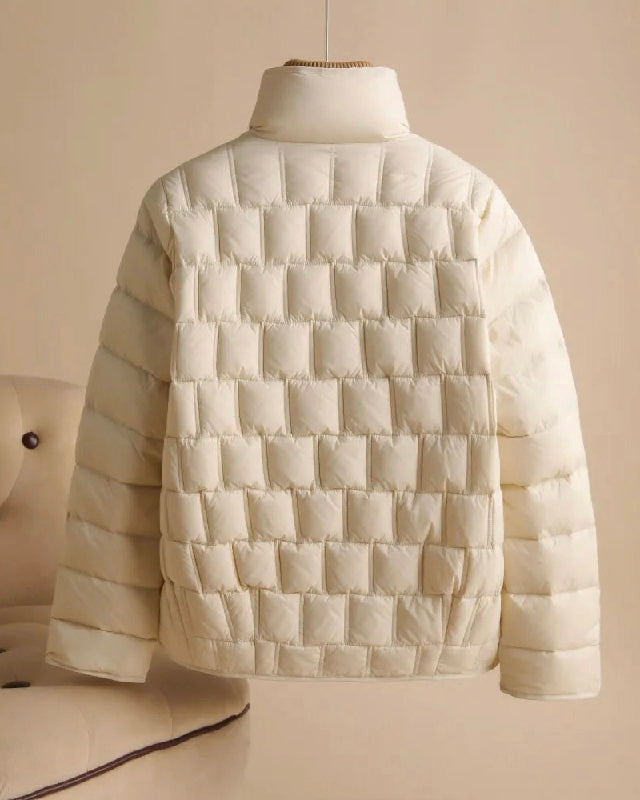 Lumina Wear Sofia women's double-breasted insulated jacket in broadcloth, stylish and warm for winter wear.