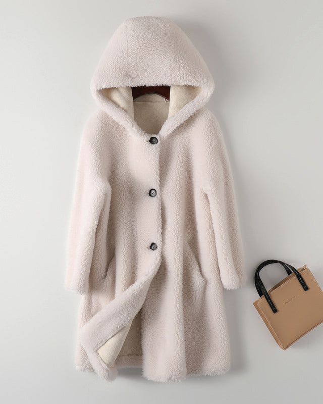 Lumina Wear Sofia plush oversized teddy coat with hood and large buttons, soft and cozy for cold weather.