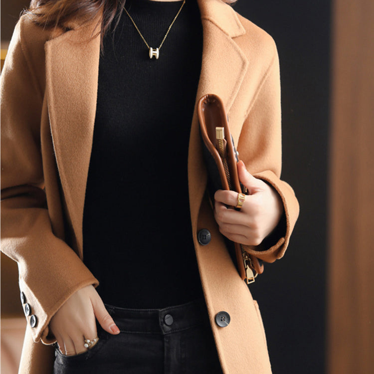 Valentina Lumina relaxed fit wool blend winter overcoat with lapel collar, stylish and warm for cold weather.