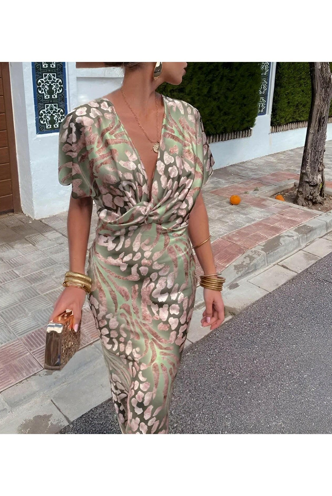 Lumina Wear Cara Classy Long Maxi Dress, elegant floor-length dress with a fitted bodice and flowing skirt, in a sophisticated style.