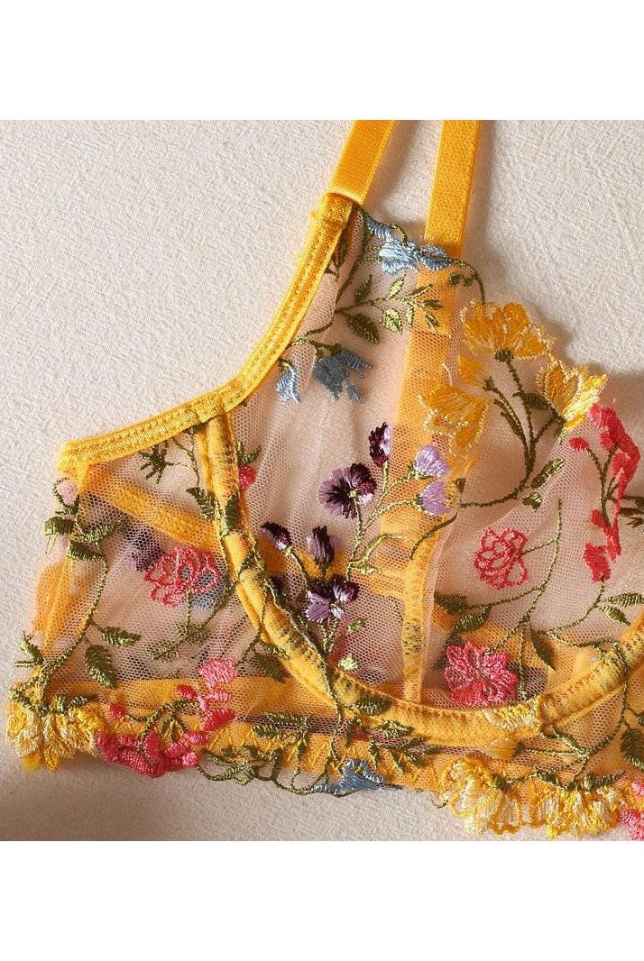 Daisy | 3-Piece French Lingerie Set - Lumina Vancouver