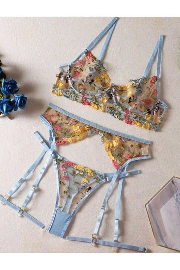 Daisy | 3-Piece French Lingerie Set - Lumina Vancouver