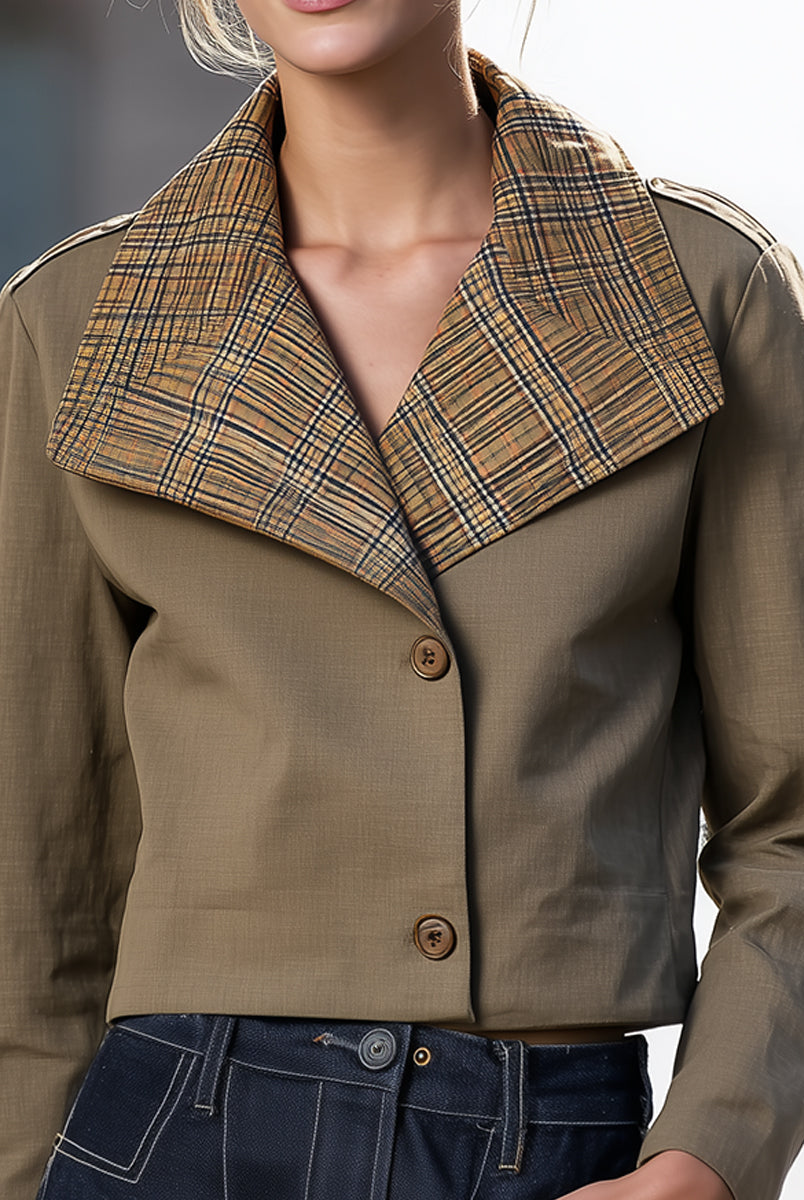 Selma Lumina Vancouver cropped jacket with oversized plaid collar in khaki, featuring a stylish and modern design.