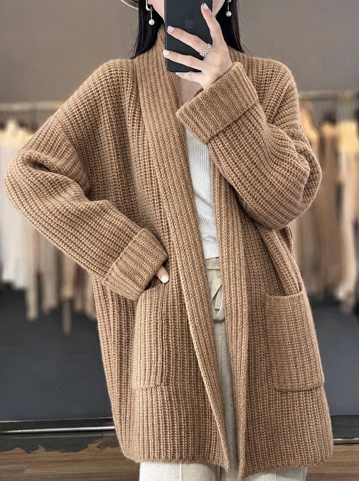 Amelia in Camel