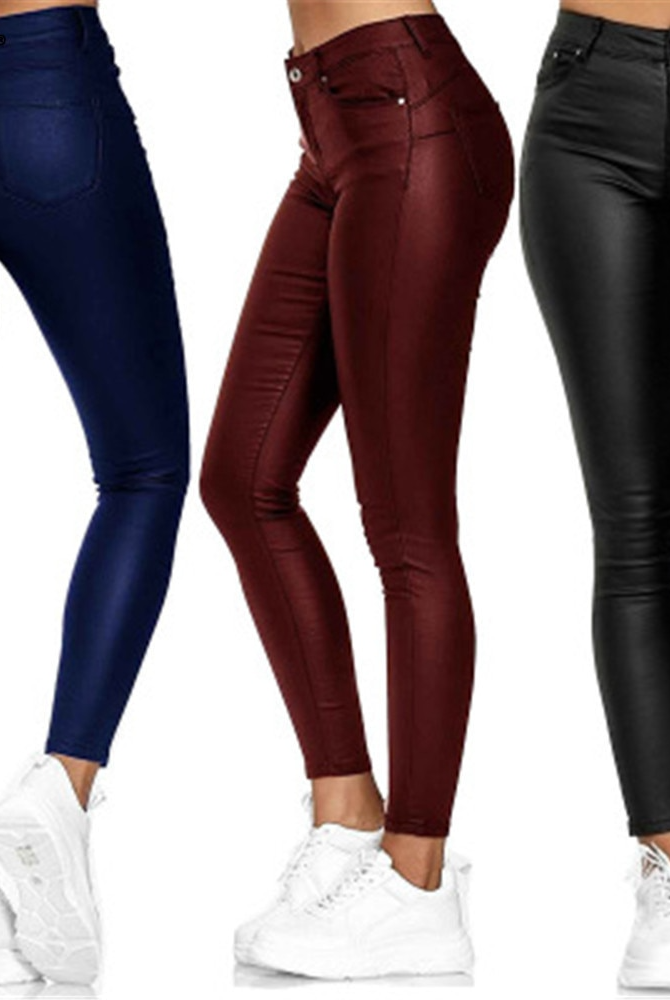 Black Isabella Lumina Wear stretch leather trousers, stylish and fitted pants for effortless chic.