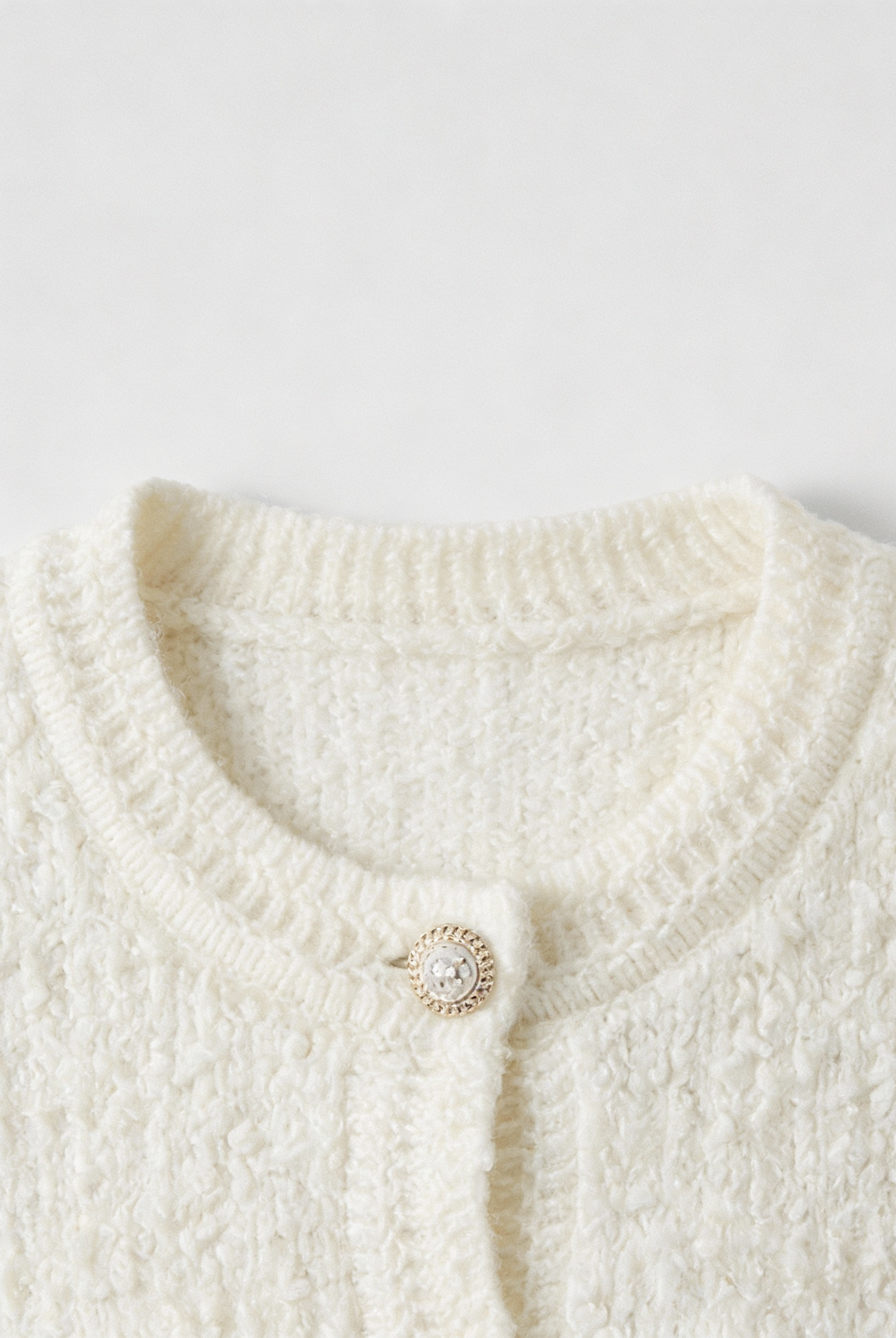 Isabella Lumina cozy open-front cardigan with ribbed details, soft knit sweater perfect for casual wear and layering.
