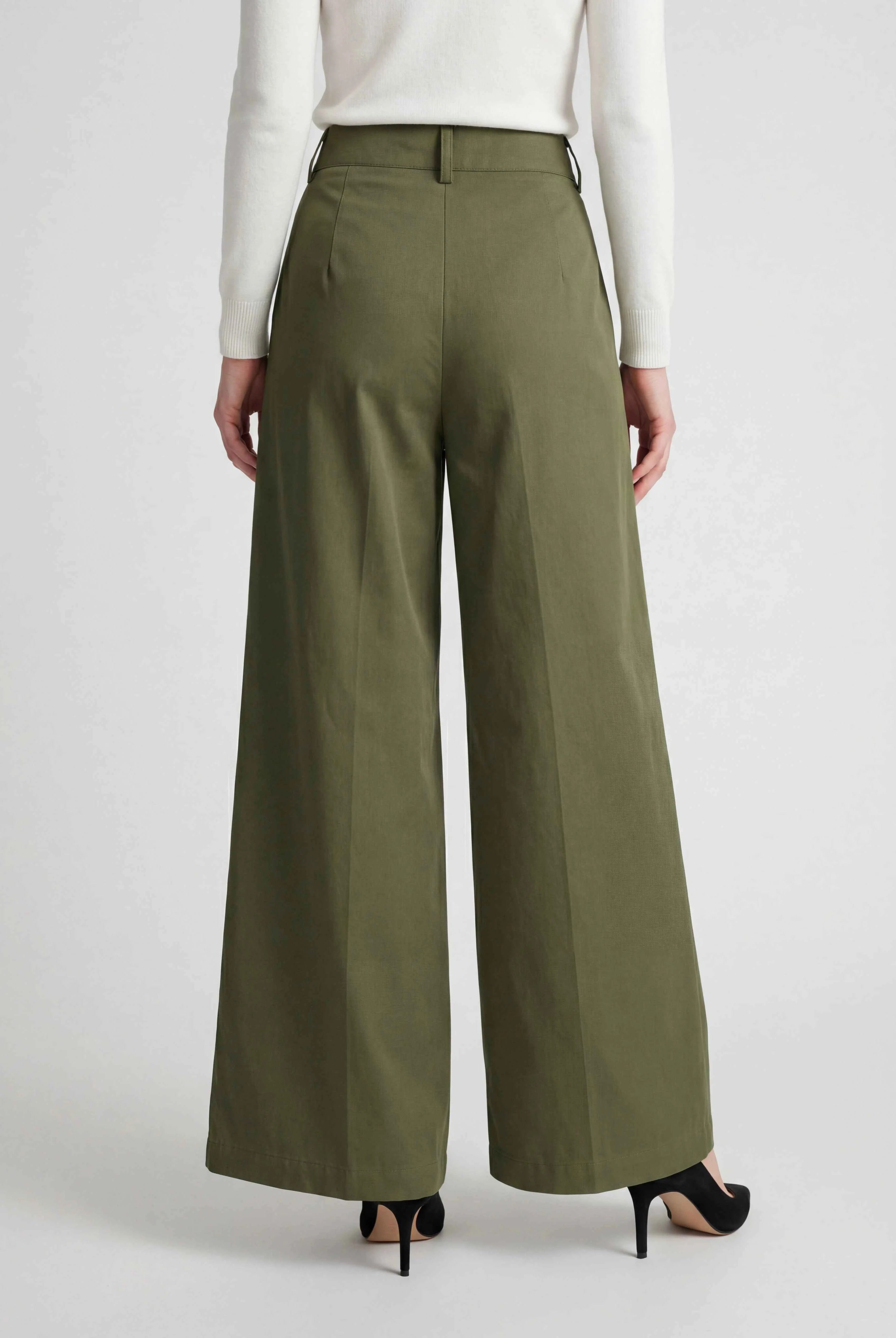 Isabella Lumina green palazzo pants with flowy design and stretch fabric, featuring wide-leg silhouette and comfortable fit.