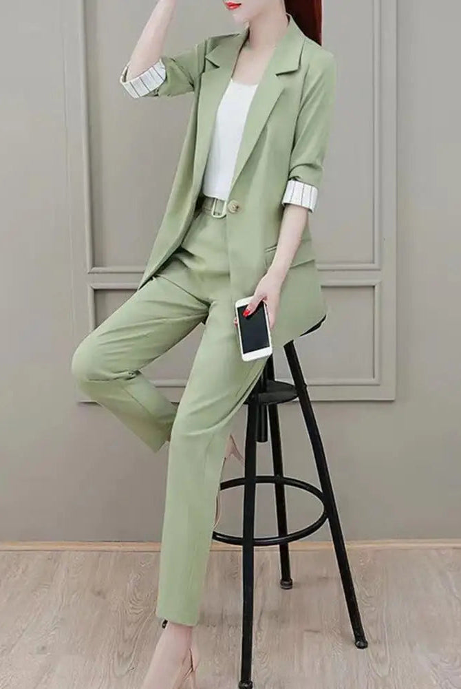 Lumina Wear Joanna women's 2-piece set with tailored blazer, sleek pants, and versatile top in black, stylish and modern.