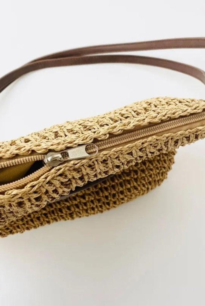 Lumina Wear Léandre beige straw shoulder bag with vegan leather accents, stylish and lightweight handbag for everyday use.