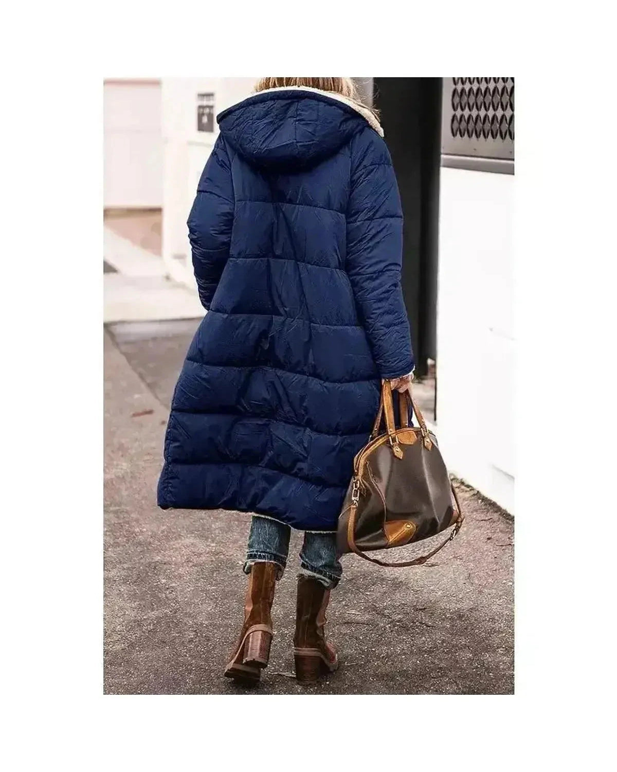 Lumina Wear Elowen reversible fur jacket in military green, showcasing cozy fur lining and stylish outer fabric.