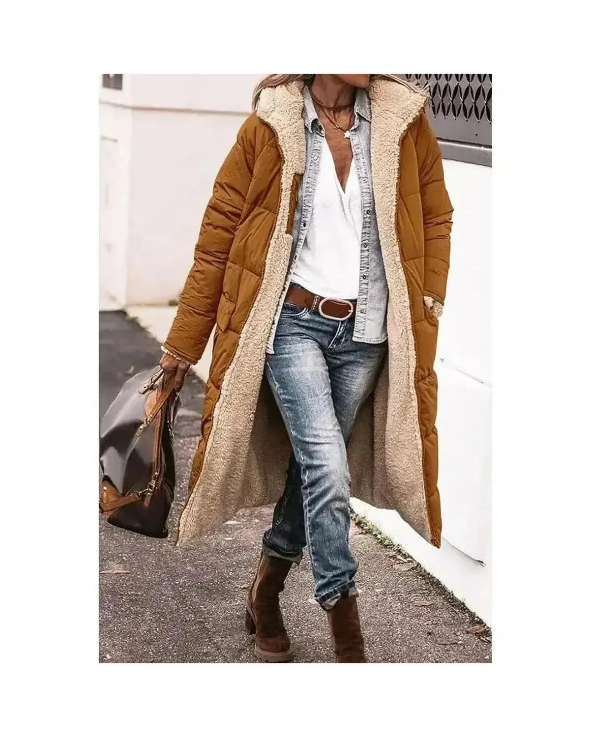 Lumina Wear Elowen reversible fur jacket in military green, stylish and cozy with plush fur on both sides.