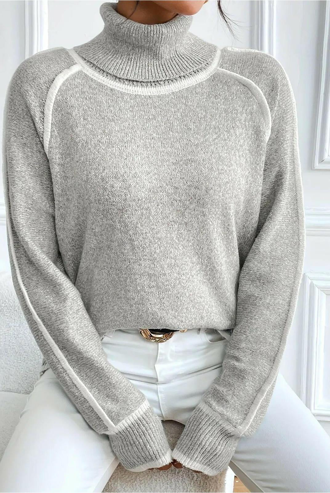 Lumina Wear Maura turtleneck sweater in cozy knit, featuring a fitted design and high neckline, ideal for cold weather.