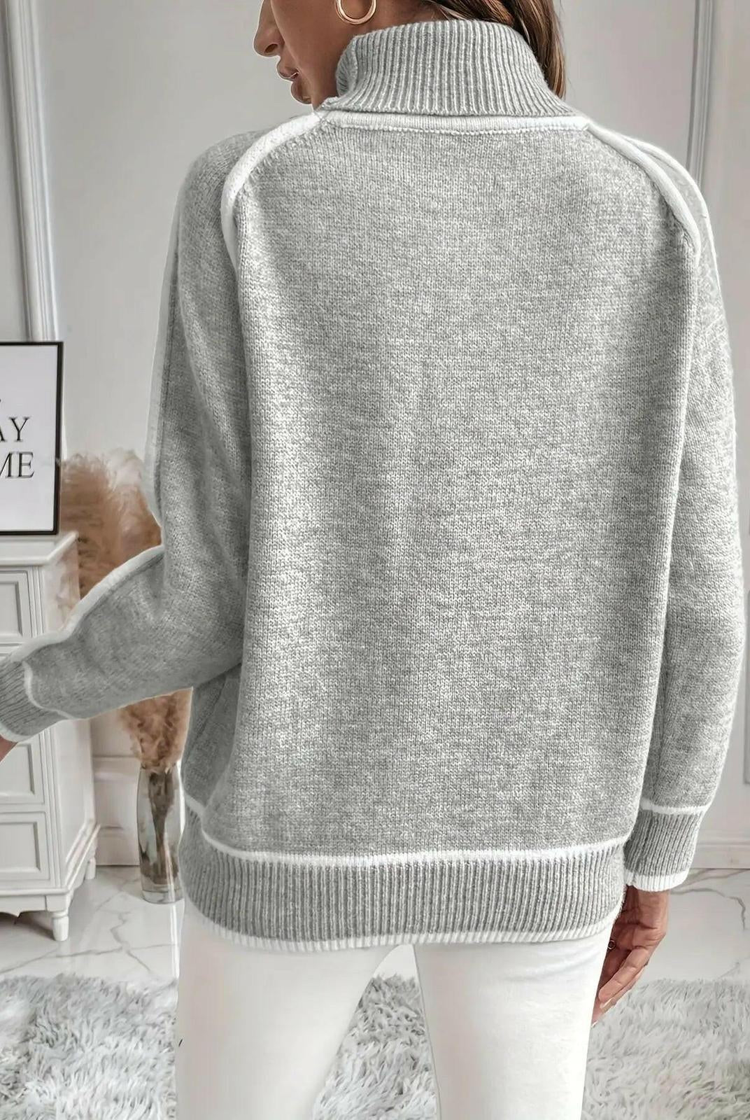 Lumina Wear Maura turtleneck sweater in cozy knit, featuring a fitted design and classic collar, perfect for cold weather.