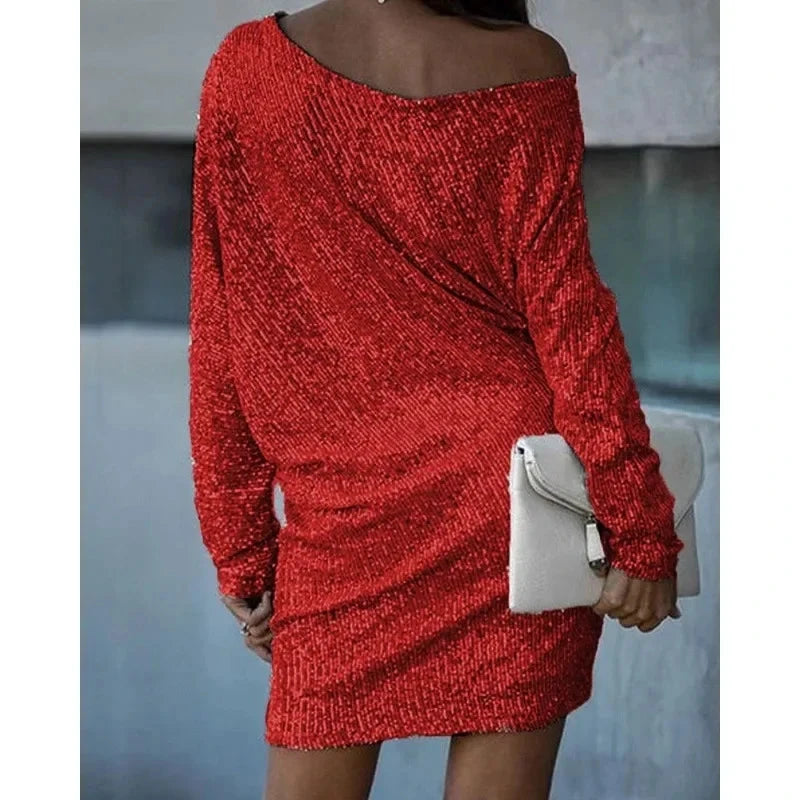 Black Lumina Vancouver Olwen sequin mini dress with round neckline, stylish and sparkling for elegant occasions.