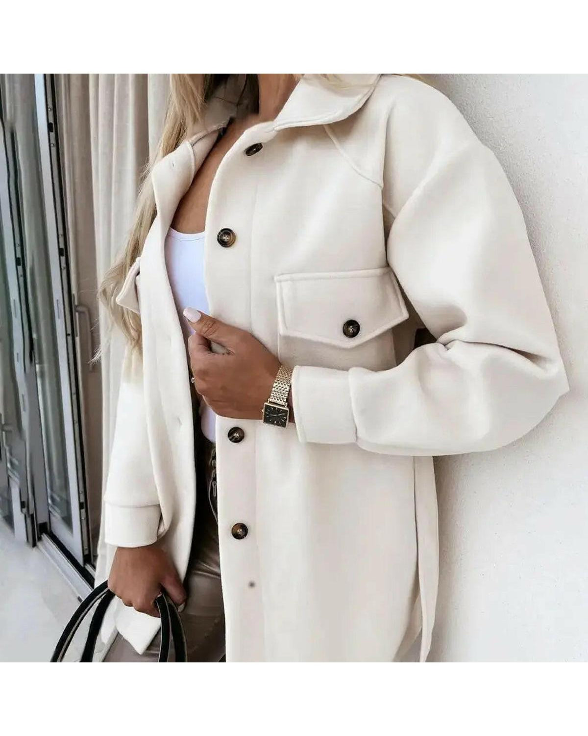 Lumina Wear Lynara stylish autumn jacket in white, shown on a model, perfect for fall weather.