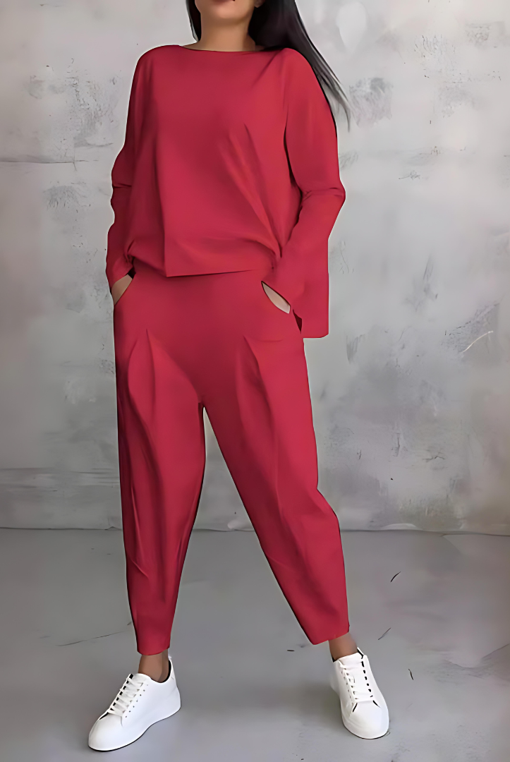 Black Maya flowy lounge set with tapered pants by Lumina Wear, featuring a relaxed fit and soft fabric for comfortable style.