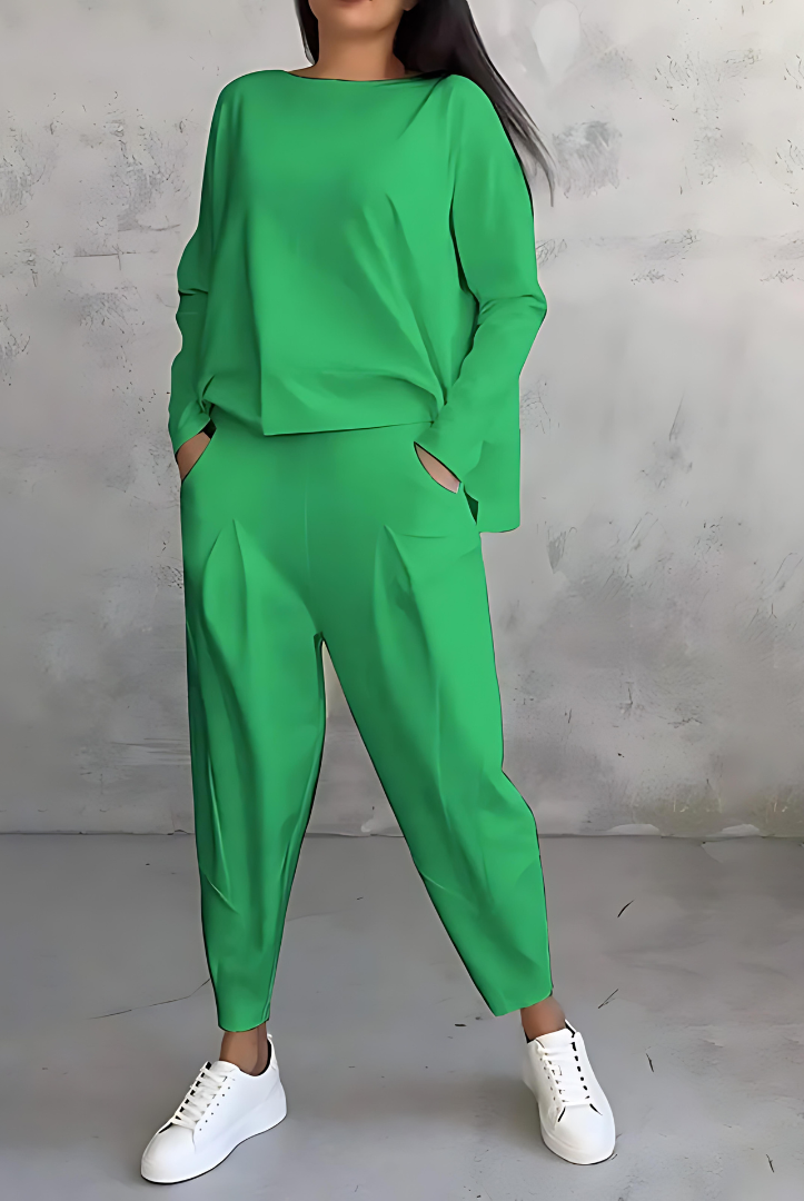 Black Maya flowy lounge set with tapered pants from Lumina Wear, featuring a comfortable, relaxed fit for women's casual wear.