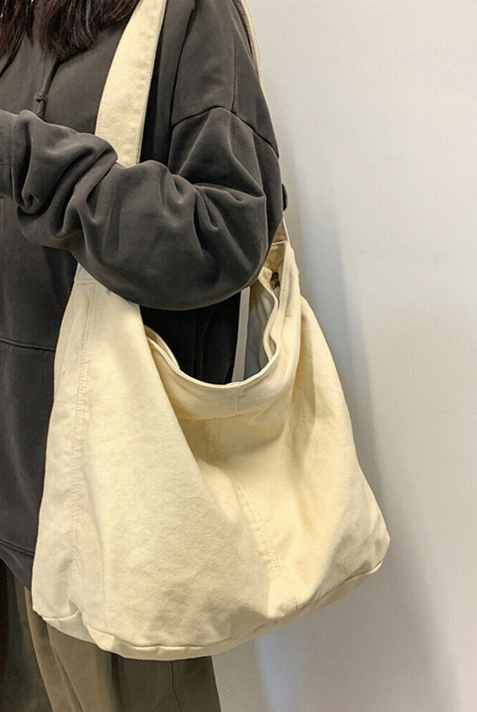 Noa beige canvas shoulder bag by Lumina Wear featuring an oversized minimalist design, casual and stylish for everyday use.