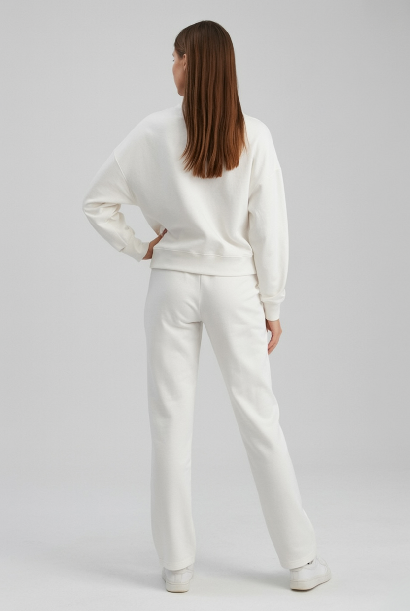 Lumina Wear Serena casual chic white lounge set with modern zipper details, comfortable loungewear for relaxed style.