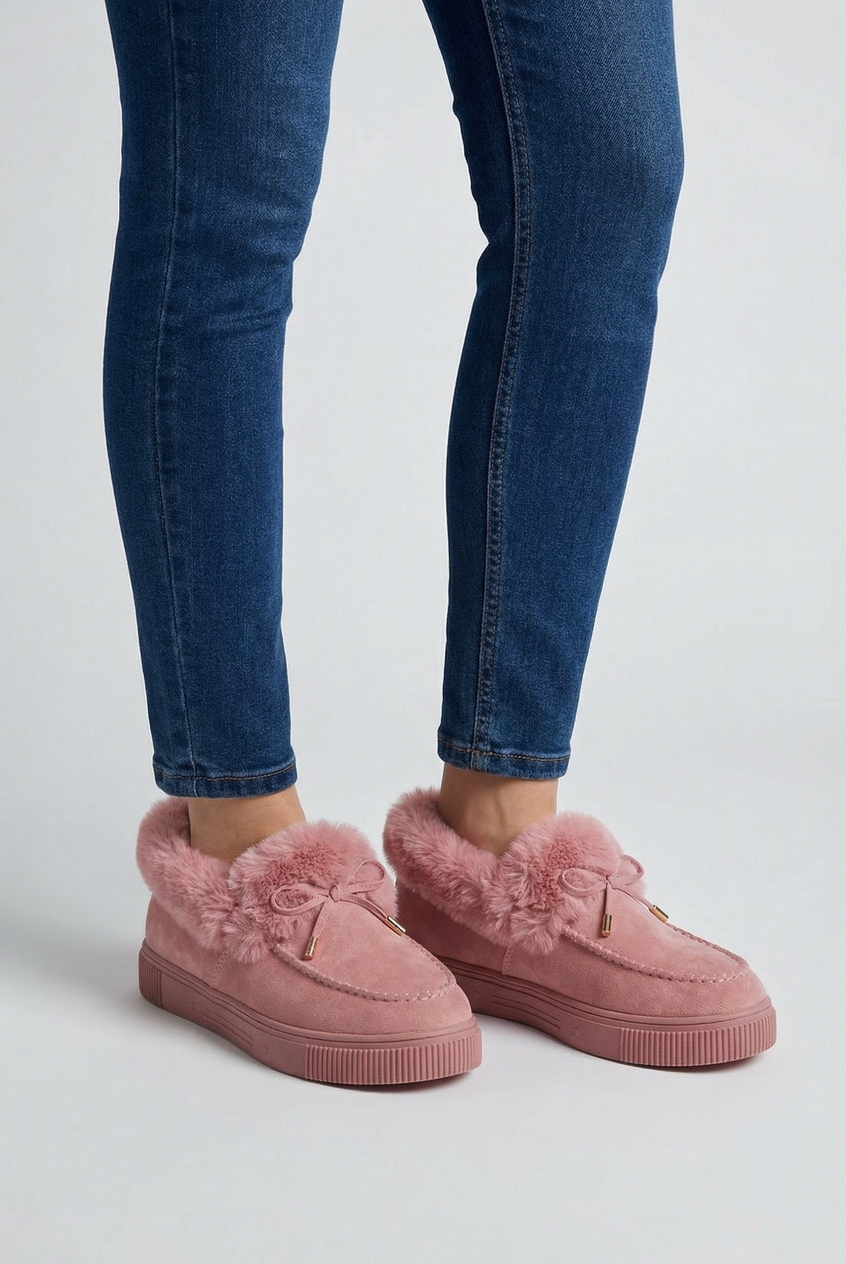Pink Serena winter boots for women by Lumina Wear featuring cozy lining and stylish design, size 35.