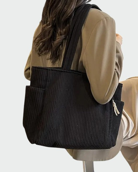 Lumina Wear Tilda Chic Minimalist Tote Bag in green with spacious interior, stylish design, perfect for everyday use.