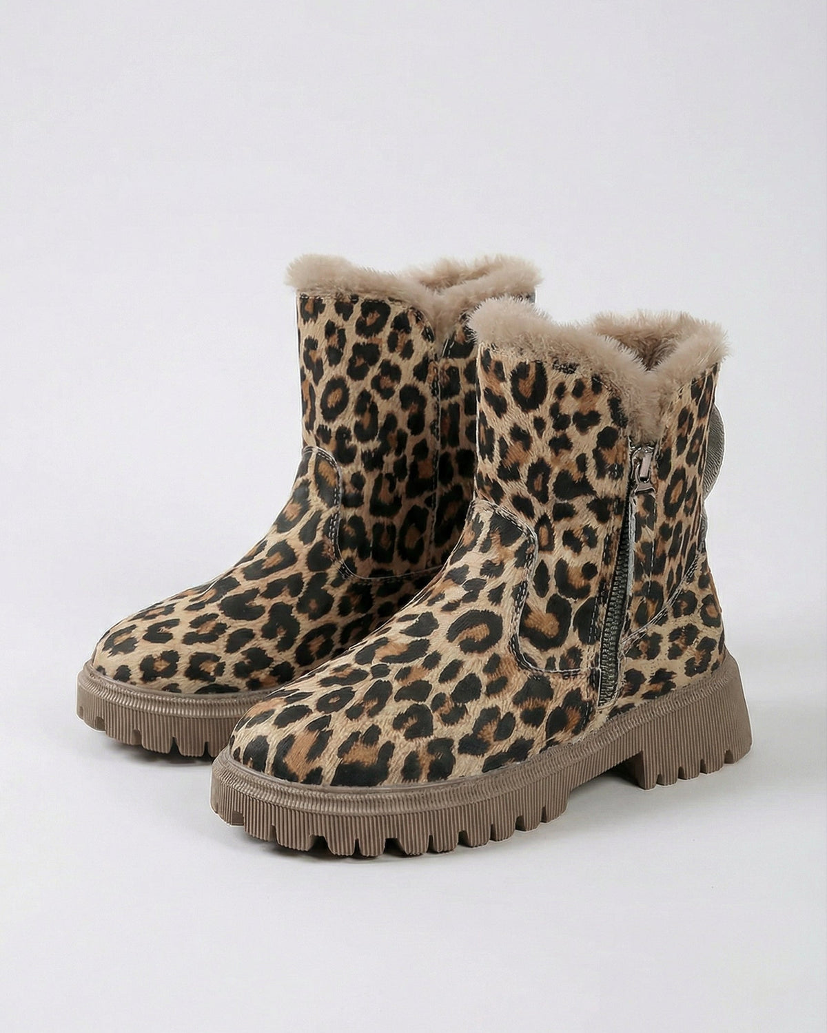 Lumina Wear Victoria leopard ankle boots with cozy lining, brown leopard print, stylish ankle boot design, size 35.
