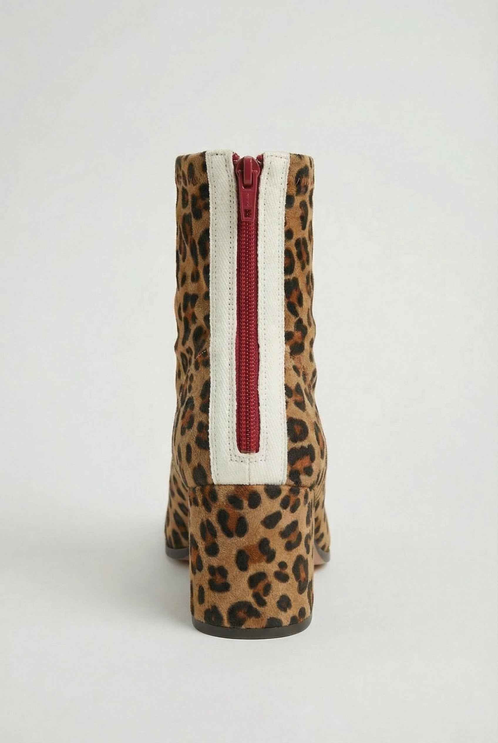 Victoria Lumina women's leopard print ankle boots with retro heel, stylish footwear featuring a chic animal pattern and block heel.