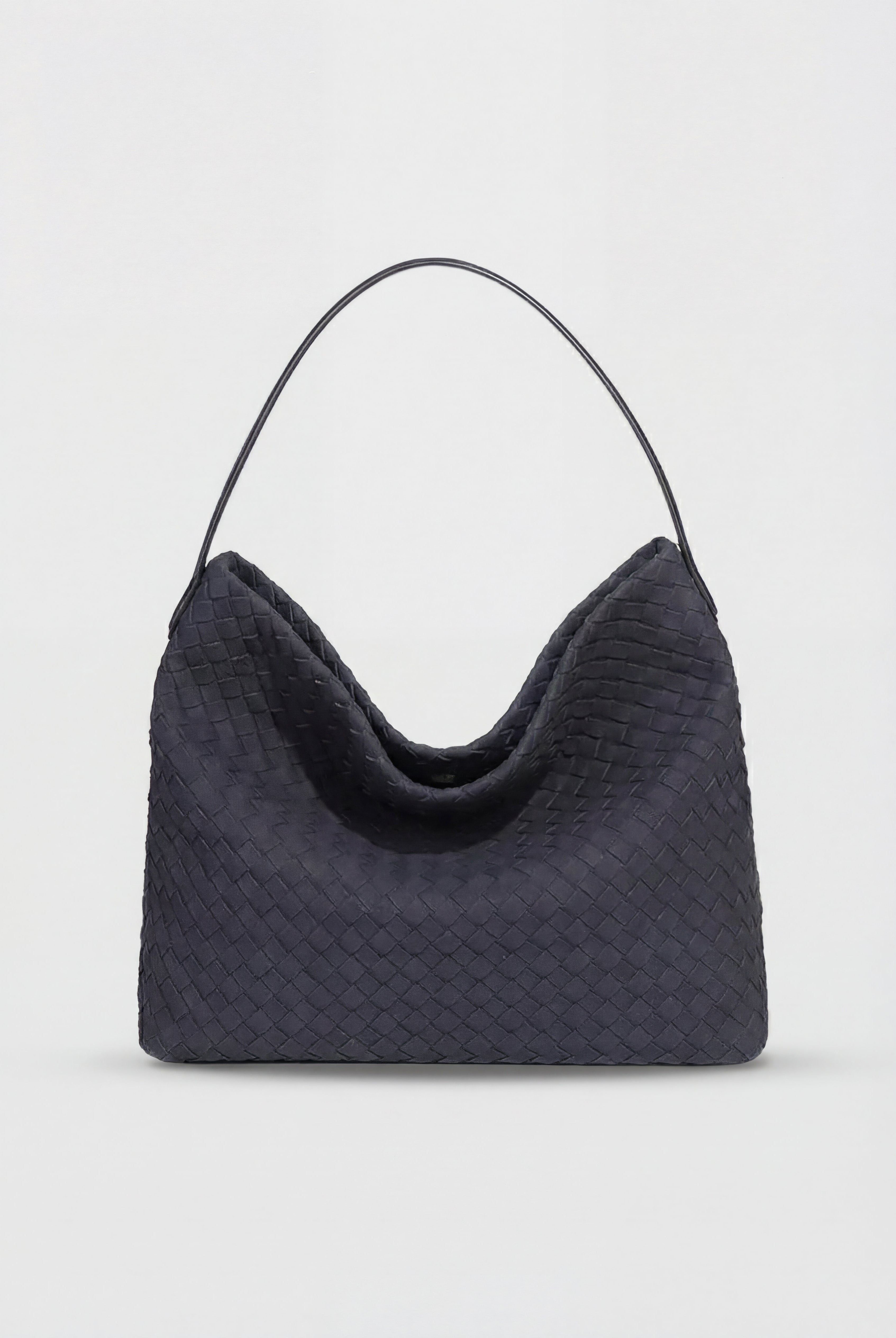Lumina Wear Victoria black suede tote bag with a spacious design, elegant and stylish for daily use.