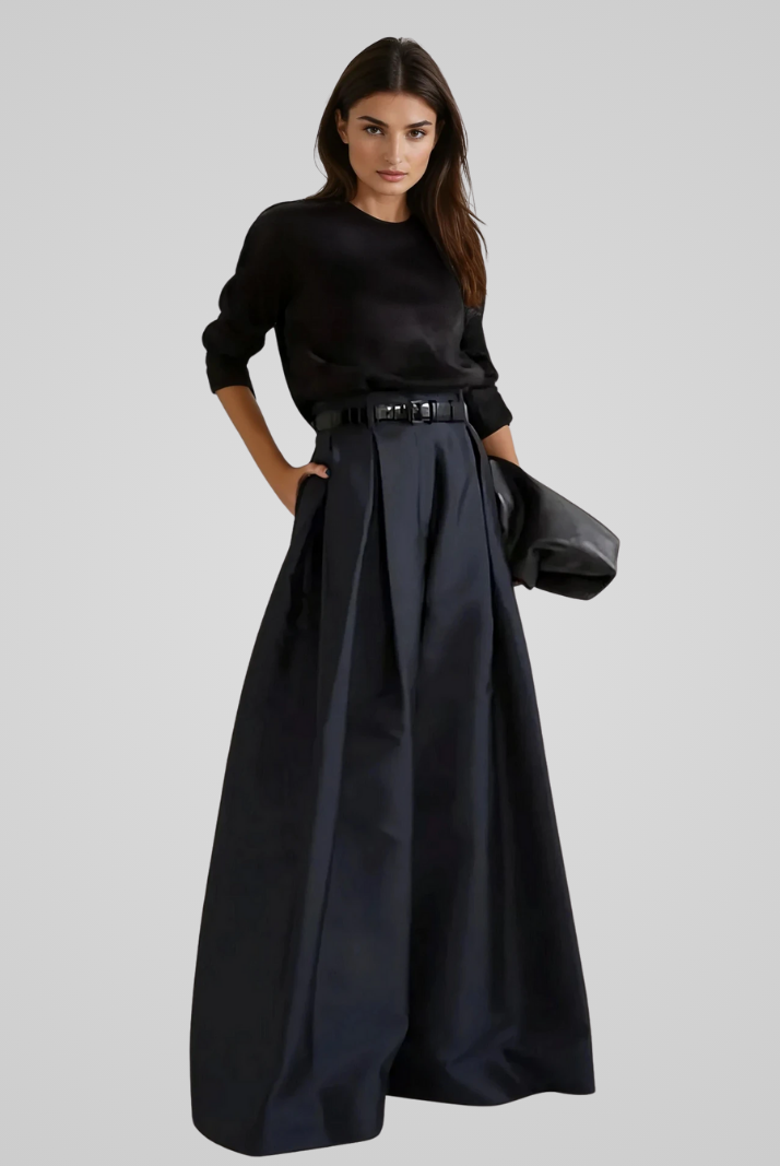 Black Victoria Lumina Wear high-waisted trouser skirt with A-line cut, stylish and elegant for sophisticated office or casual wear.