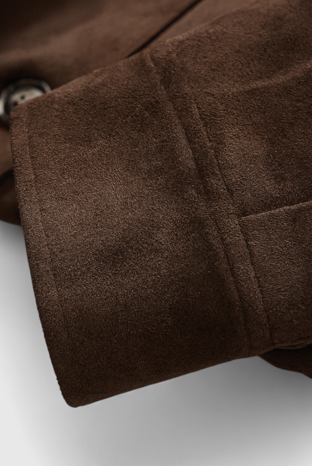 Lumina Wear Victoria women's elegant O-neck jacket with long sleeves and pockets in coffee color, stylish and comfortable outerwear.