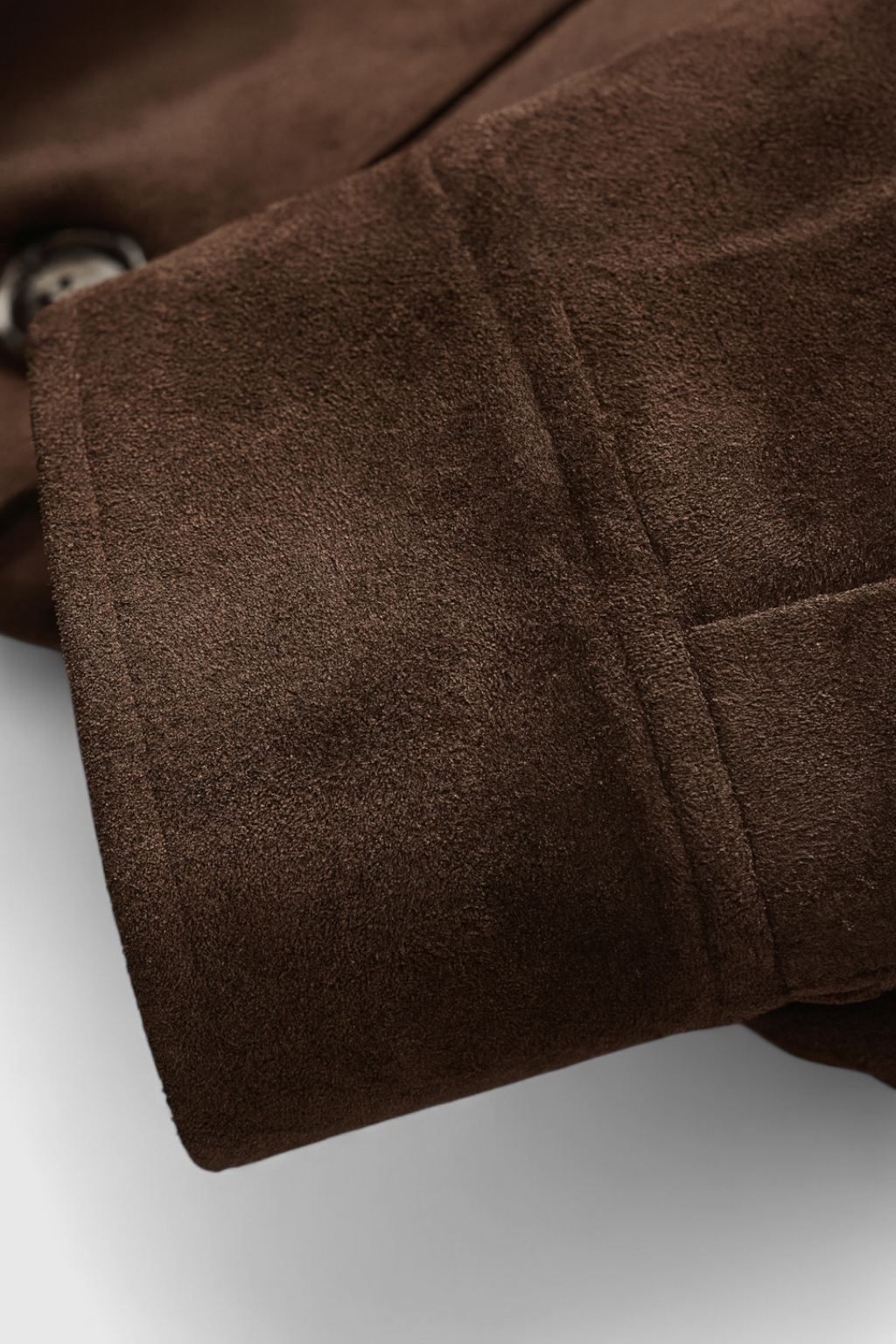 Lumina Wear Victoria women's elegant O-neck jacket with long sleeves and pockets in coffee color, stylish and comfortable outerwear.