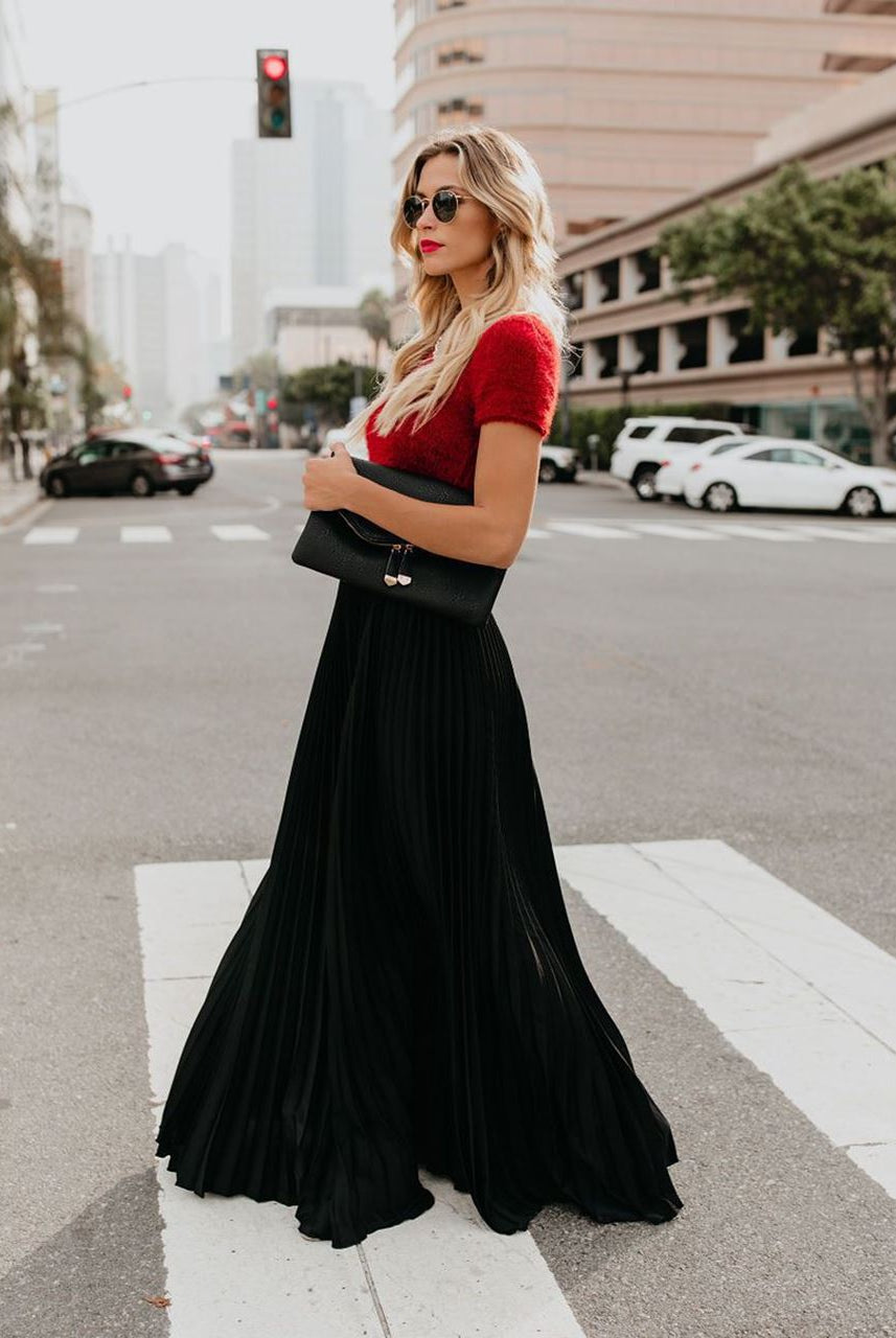 Flowy brown high-waist maxi skirt from Lumina Wear, featuring a long, elegant design with a comfortable fit.