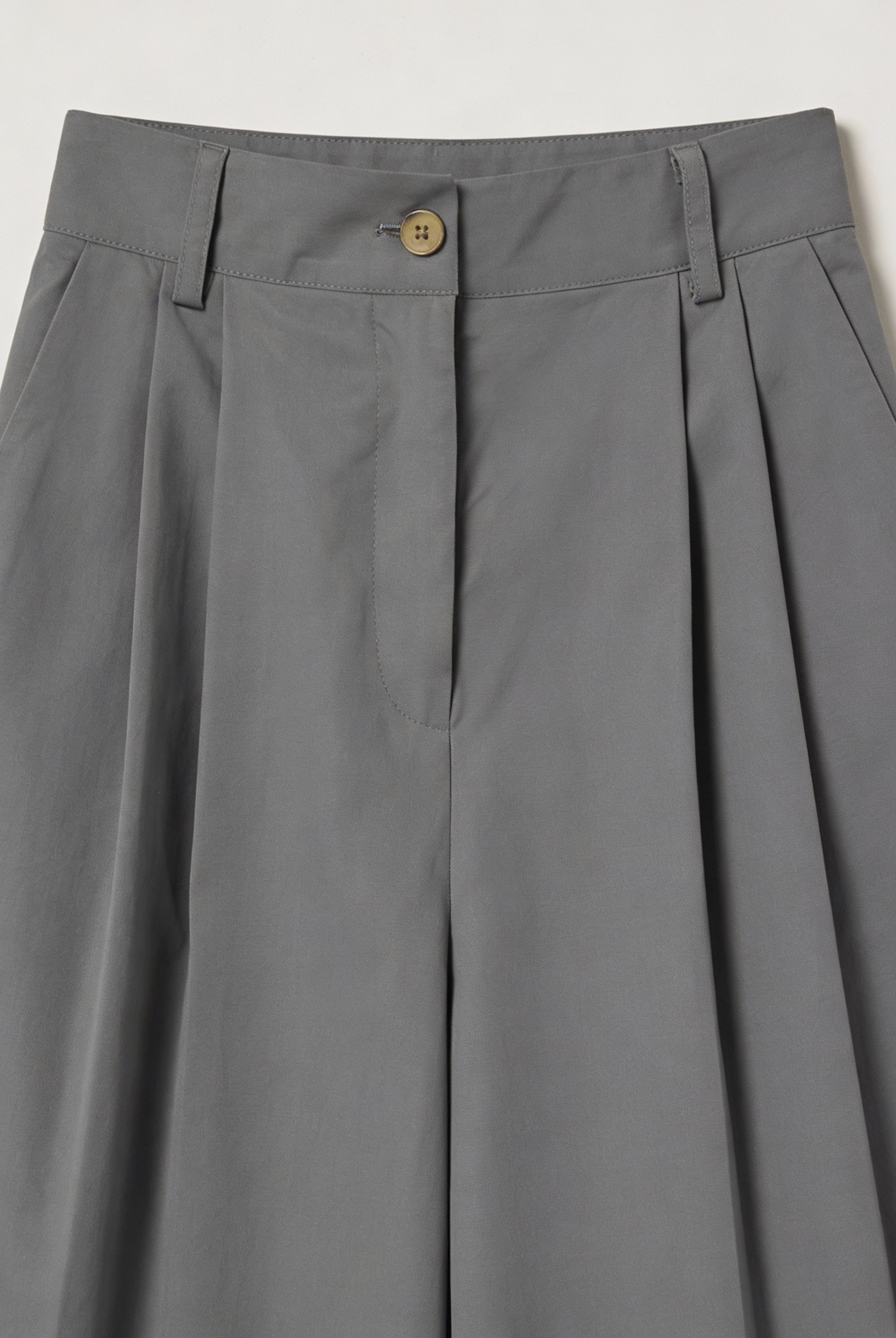 Gray Victoria Lumina high-waist palazzo pants for women, flowy and comfortable, with wide legs and a stylish silhouette.