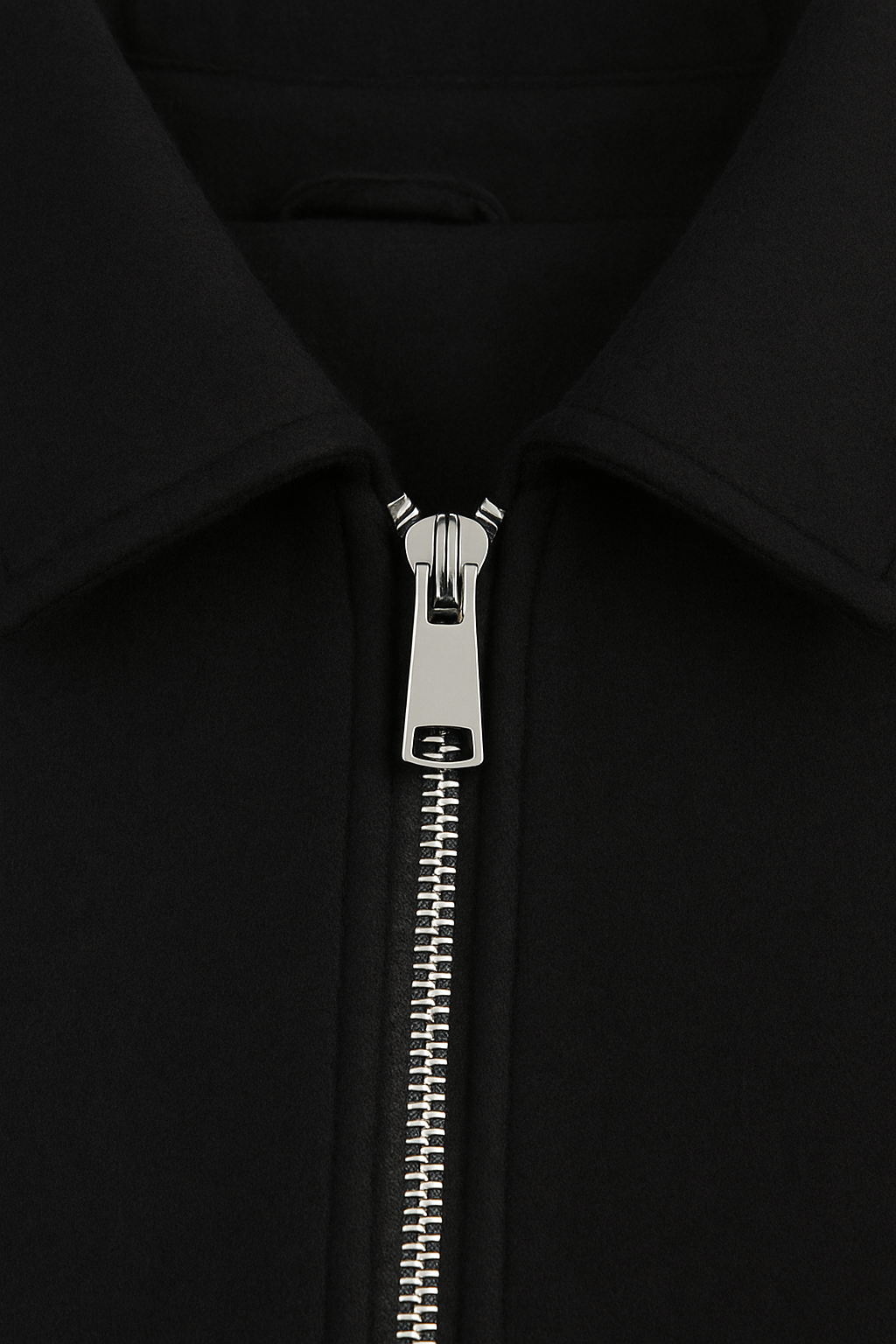 Black Victoria Lumina Wear modern cropped jacket with pockets, stylish and lightweight, perfect for casual wear.