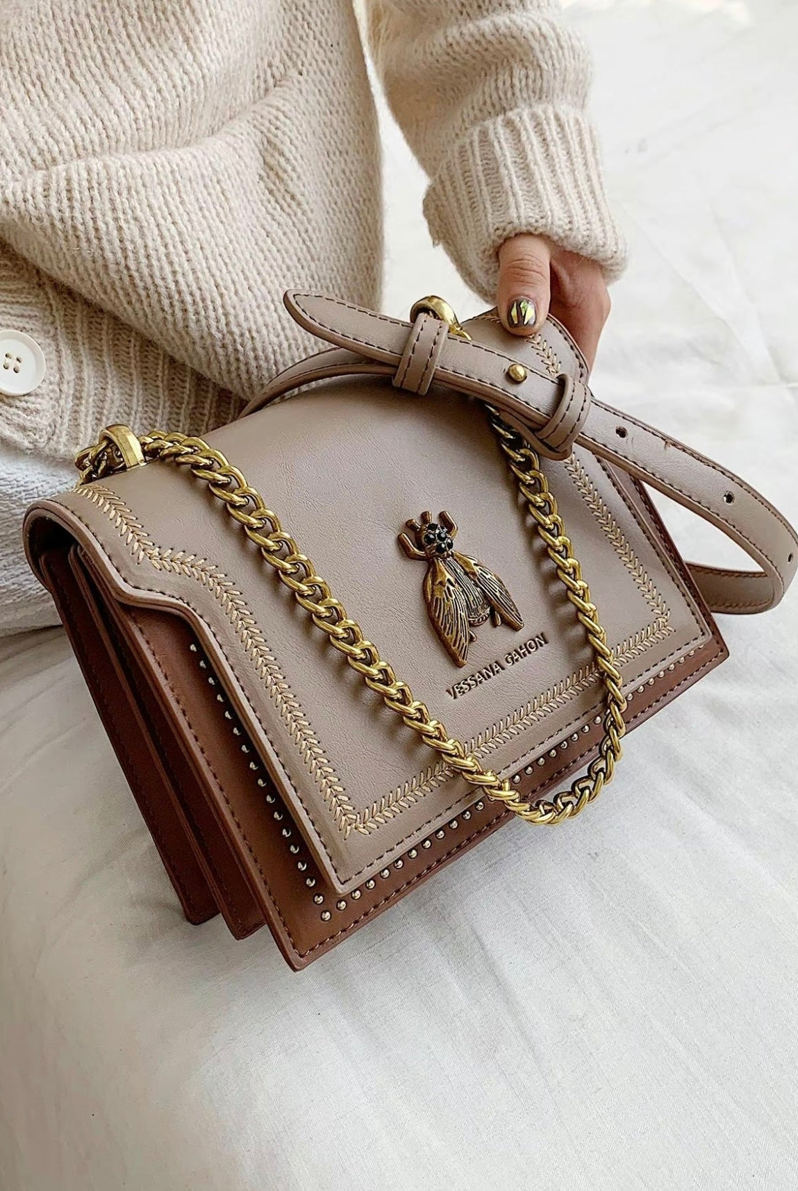 Khaki Victoria Lumina Wear structured chain handbag with elegant detailing and chic accents, stylish and sophisticated accessory.