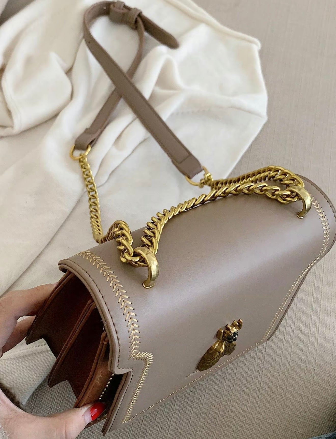 Lumina Wear Victoria structured chain bag in khaki with elegant detailing, stylish handbag with chic accents and a top handle.