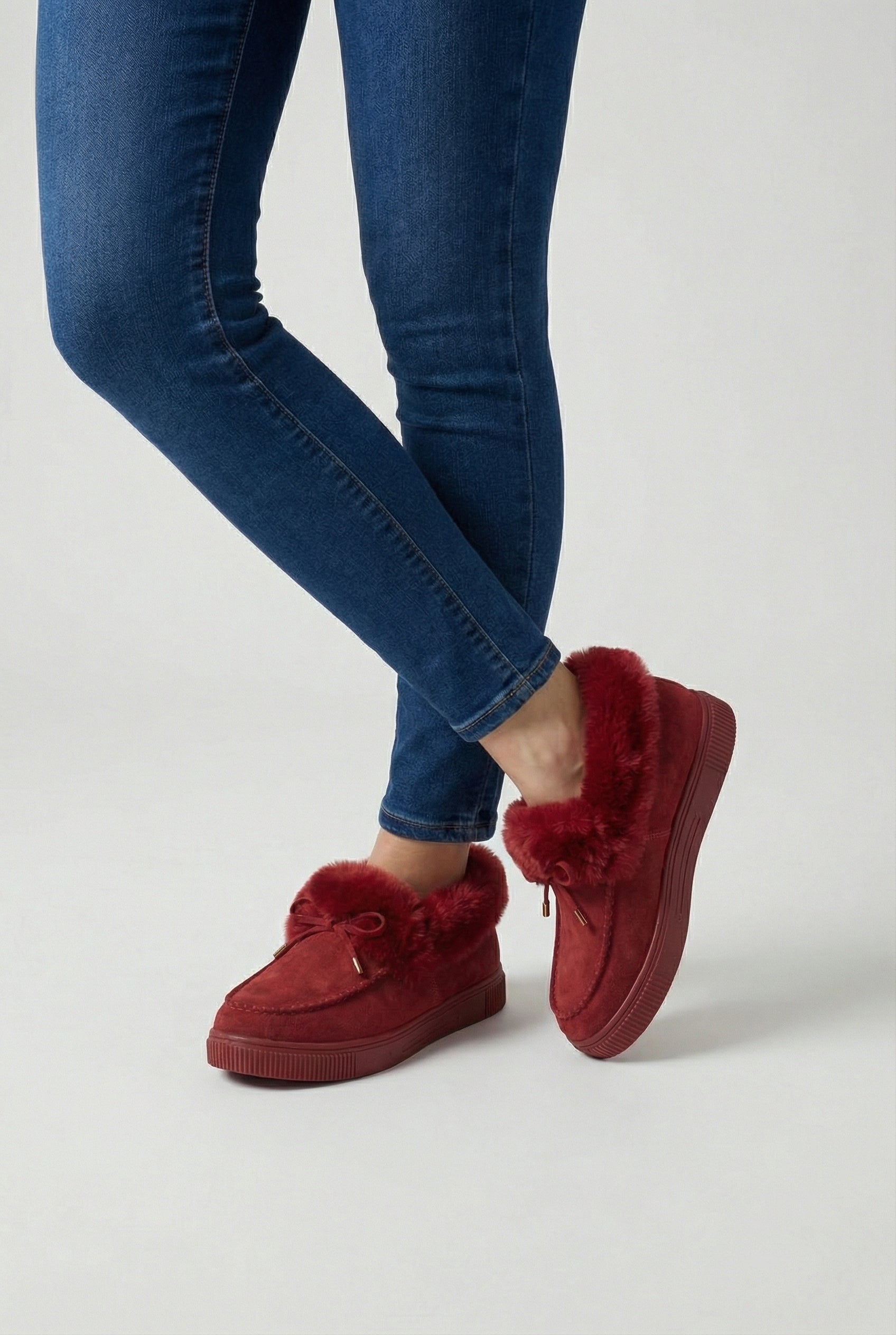 Lumina Wear Victoria women's burgundy winter boots with warm lining and stylish design, perfect for cold weather.