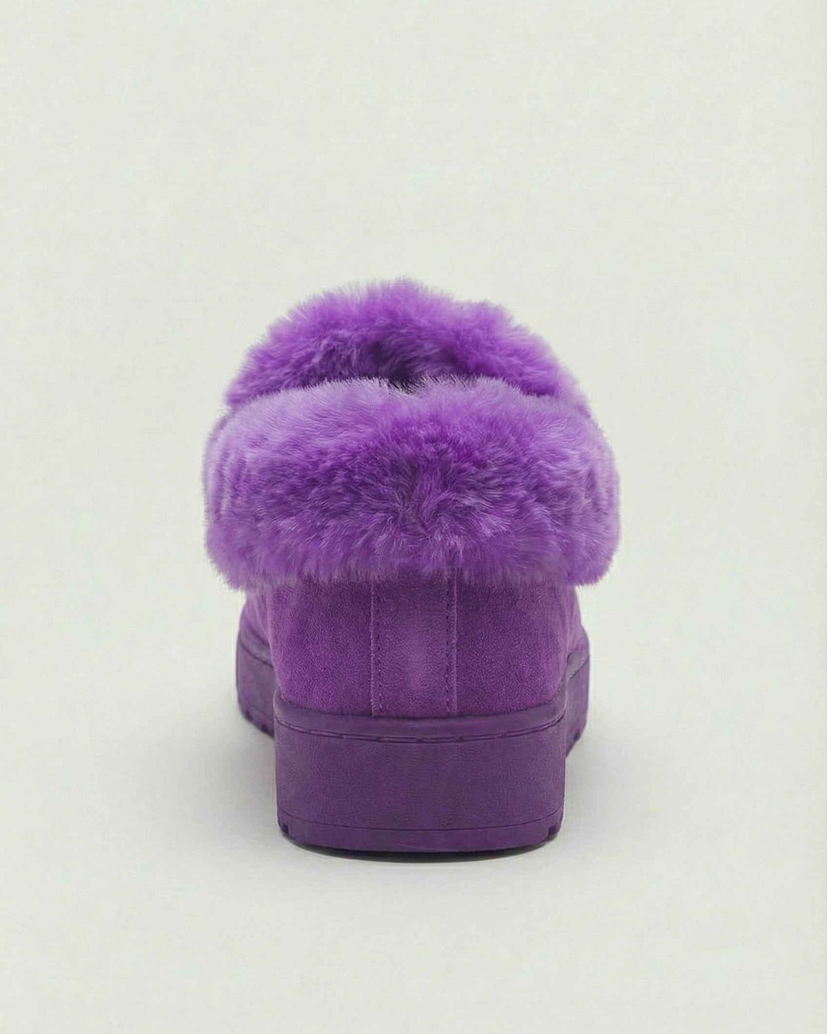 Lumina Wear Victoria purple winter boots with a stylish design and comfortable fit, perfect for cold weather.