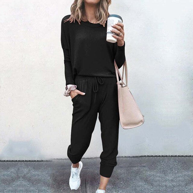 Emma cozy matching lounge set for women by Lumina Wear, featuring a long sleeve top and joggers in soft, comfortable fabric.
