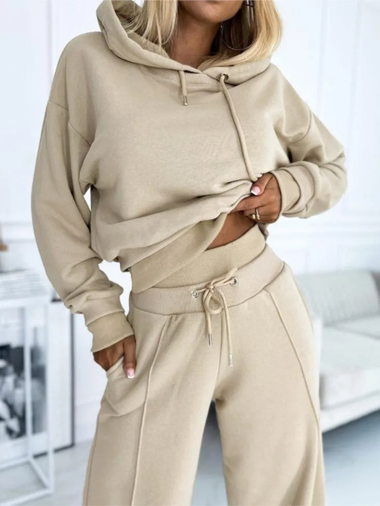 Lumina Wear Gabrielle relaxed fit casual two-piece set featuring a modern silhouette, displayed on a model.