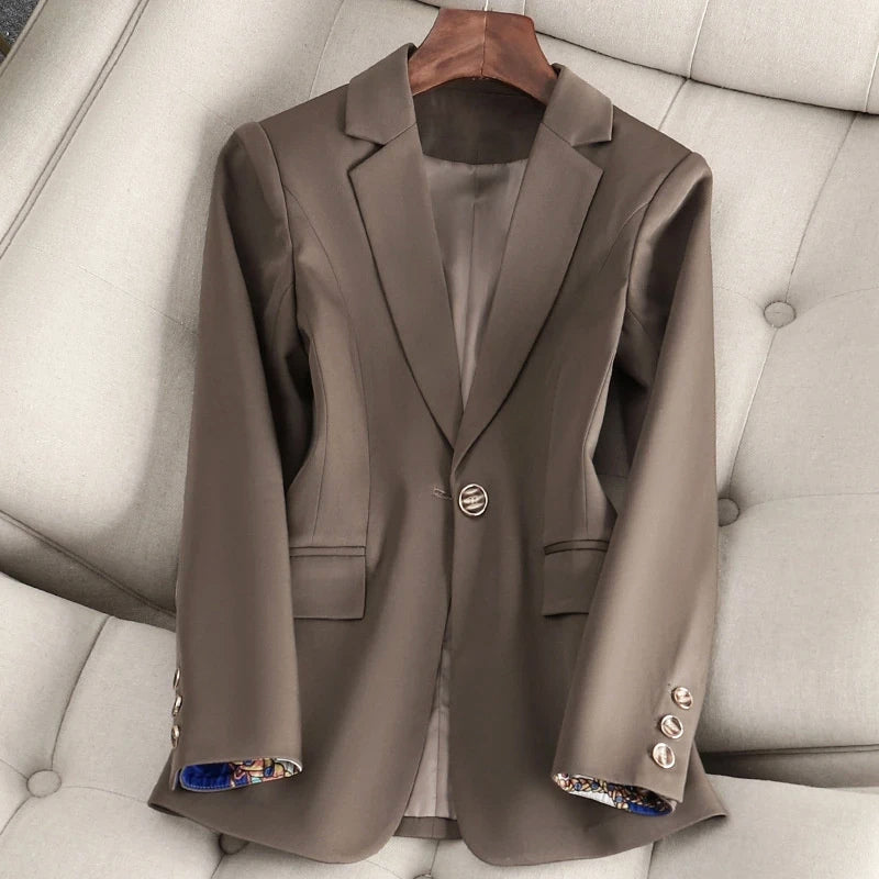 Lightweight Valentina women's blazer by Lumina Wear featuring a classic design and single-button closure, shown in a tailored fit.