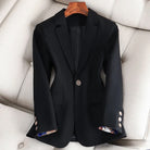 Lightweight Valentina Lumina women's blazer with a classic design and one-button closure, styled for a polished look.