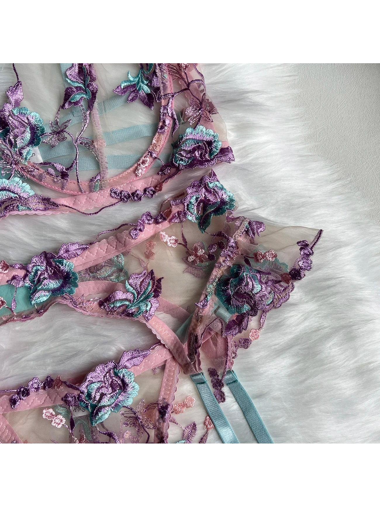 Lumina Wear Helene lingerie set featuring a delicate lace bra and matching panties, stylish and comfortable undergarments for women.