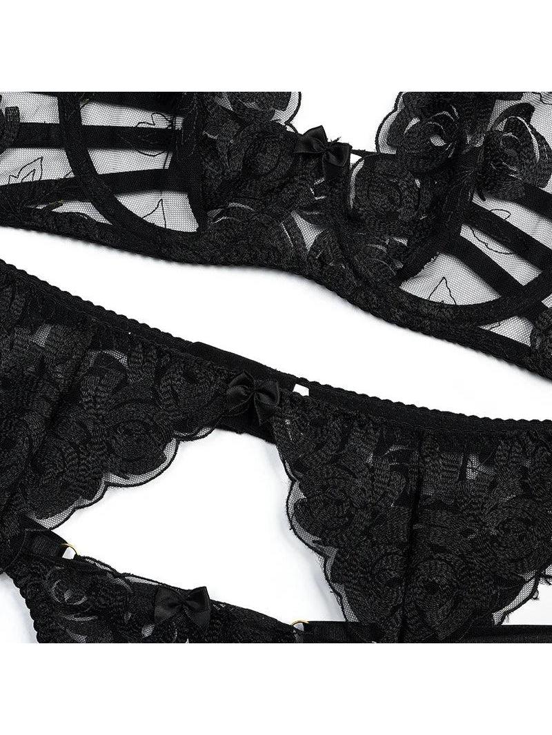 Lumina Vancouver Marte lingerie set featuring delicate lace bras and matching panties in a feminine design.